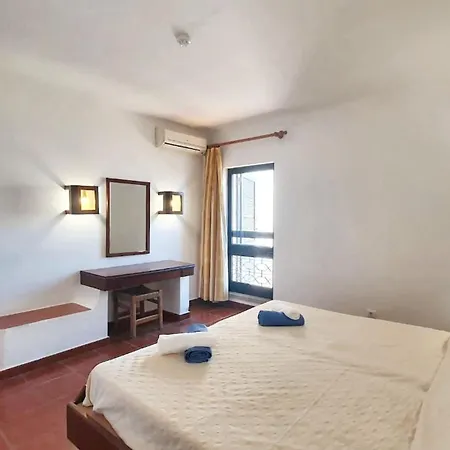 Bright With Sea View In 67 M² + Pool Lejlighed *
